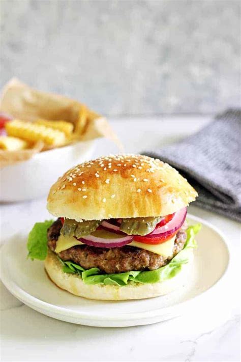 Homemade Burger Patties (Josh's secret recipe) - The Kiwi Country Girl