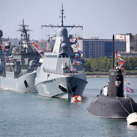 Russia Withdraws Black Sea Fleet Vessels From Crimea Base After ...