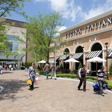 Fairlane Town Center - Shopping Mall in Dearborn