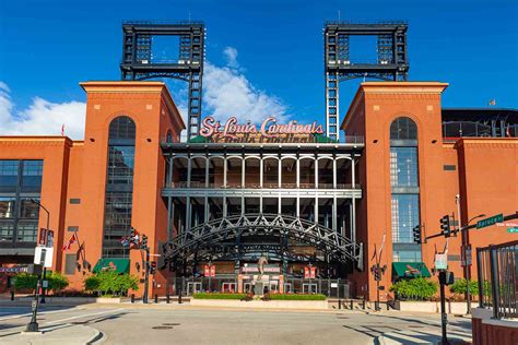 Hotels In Downtown St Louis Near Busch Stadium | NAR Media Kit