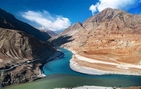 Sangam - Confluence of Indus and Zanskar Rivers of Ladakh - Discover ...