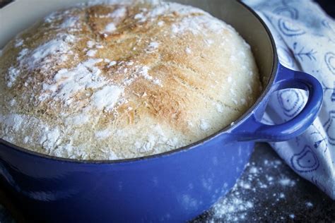 Easy Dutch Oven Rustic Bread | A Healthy Makeover Dutch Oven Bread ...