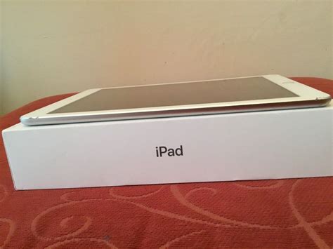 Apple iPad 6th Gen. 32GB Wi-Fi 9.7in - Silver VG Condition Batt. Health ...