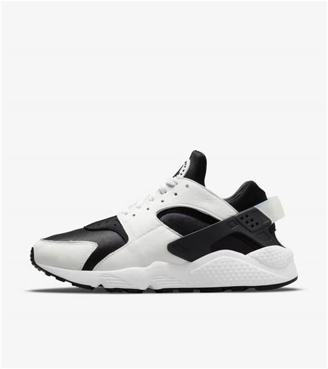 Air Huarache 'Black and White' Release Date. Nike SNKRS