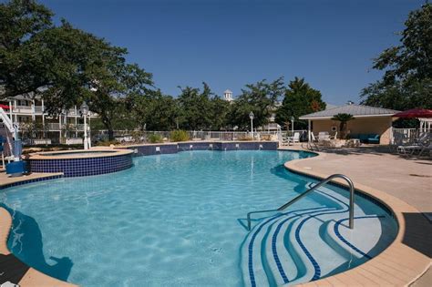 HOLIDAY INN® CLUB VACATIONS HILL COUNTRY RESORT - Canyon Lake TX 17545 Fm 306 78133