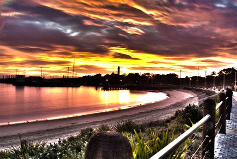 Beautiful Sunrise over Wollongong Harbour Australia [OC] in 2020 | Beautiful sunrise, Sunrise ...