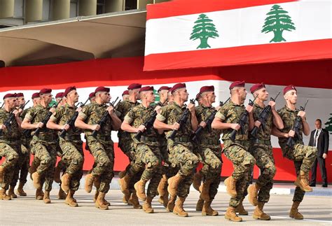 لبنان يحيي ذكرى الاستقلال على استحياء | صحيفة المواطن الالكترونية ...