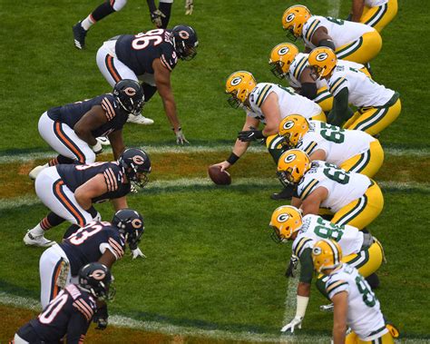 The Packers 12 Greatest All-Time Moments vs the Bears | The Sports Daily