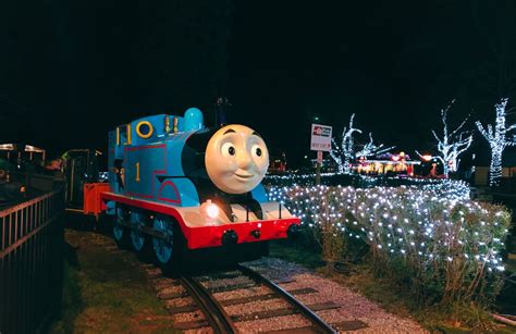 2024 Kennywood Holiday Lights Guide: Dates, Tickets, Rides and more ...