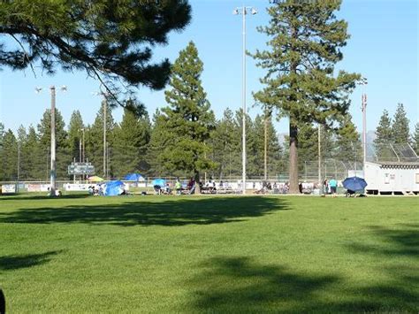 The Truckee River Regional Park offers 62 acres of Park Facilities!