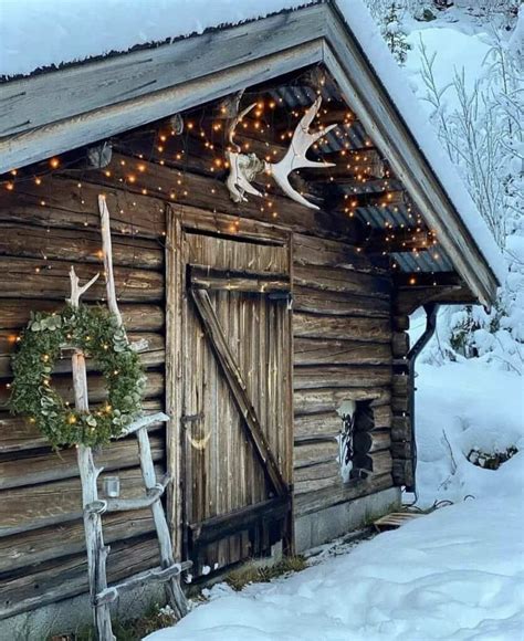 Have A Magical Christmas: 80 Decorating Ideas For Holiday Cheer