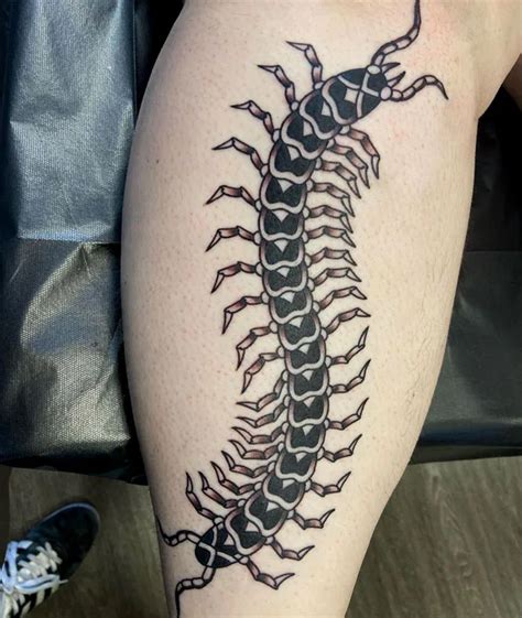 131 Unique Centipede Tattoos With Incredible Visuals