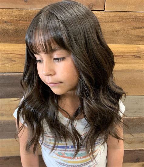 17 Cutest Shoulder Length Hairstyles For Little Girls