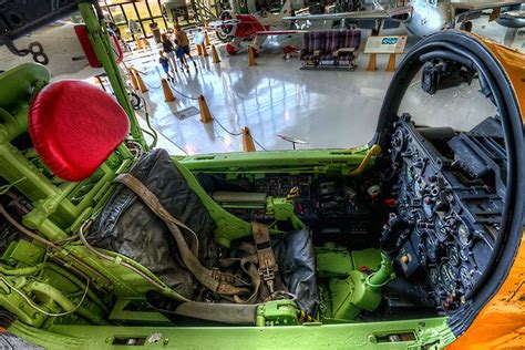 F-84F Thunderstreak | Cockpit, Flight deck, Military aircraft