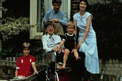 Stephen Hawking Children And Wife