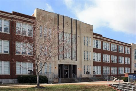 File:Martin Luther King High School 2009.jpg - Wikipedia, the free ...