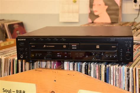 Sony CD Recorder Player - Model: RCD-W500C | Vintage Audio Exchange