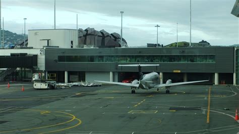 New Zealand Tourist Guide: All about Wellington Airport in New Zealand