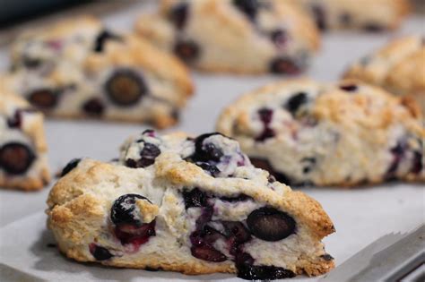 Quick and Easy Bisquick Blueberry Lemon Scones - Spoon Me Slender