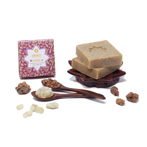 Frankincense & Myrrh Soap for Tightening Pores & Wrinkles | L'Araboutique -->