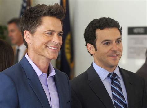 Fred Savage Talks The Grinder, Working with Rob Lowe | Collider