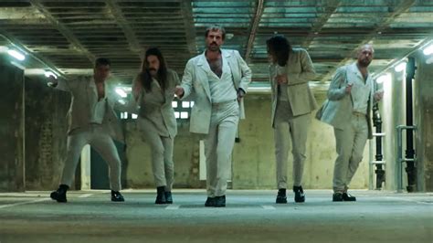 IDLES: Neues Album kommt 2024 – Musikvideo zu „DANCER“ - "TANGK"