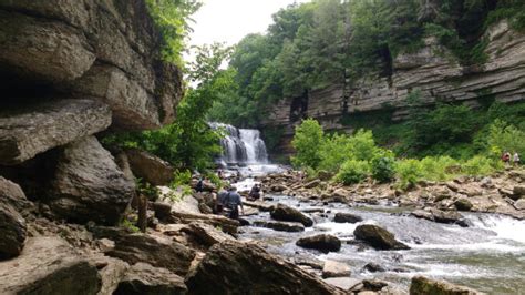 Enjoy waterfalls and wine in Tennessee's Cumberland Mountains - Roadtrippers