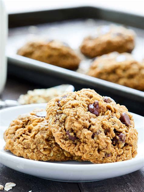 Oatmeal Chocolate Chip Cookies Recipe - Chewy & Easy!