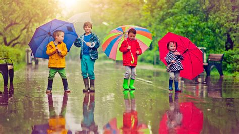 4 Fun Rainy Day Activities to Do With Kids | Kids in the House