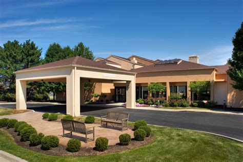 Ohio Hotels near Toledo Express Airport | Courtyard Toledo Airport Holland