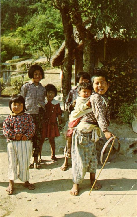 Click to close image, click and drag to move. Old Photos, Vintage Photos, Japanese History ...