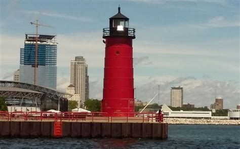 Riverwalk Boat Tours (Milwaukee) - 2019 All You Need to Know Before You ...