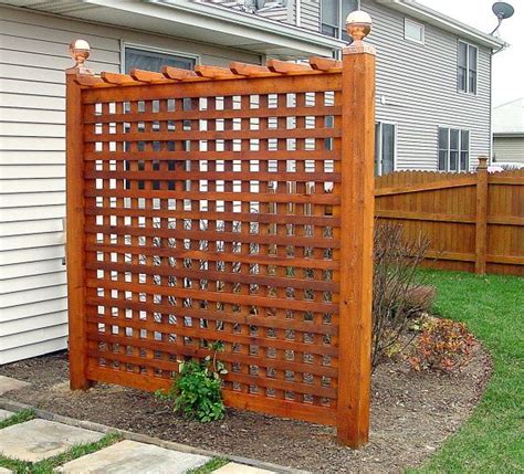 backyard privacy trellis | Patio and Yard | Pinterest | Climbing ...