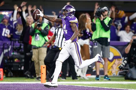 Stefon Diggs improbable touchdown caps incredible NFC Divisional Round