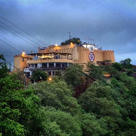 Garh Ganesh Temple, Jaipur - Timings, History, Darshan, Pooja Timings