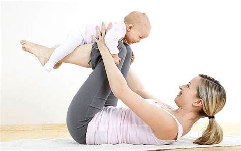 The Benefits of Yoga Poses for Babies • BabyDotDot