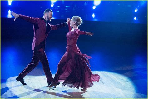 Maureen McCormick & Artem Chigvintsev Dance the Viennese Waltz on 'DWTS' - Watch Now!: Photo ...