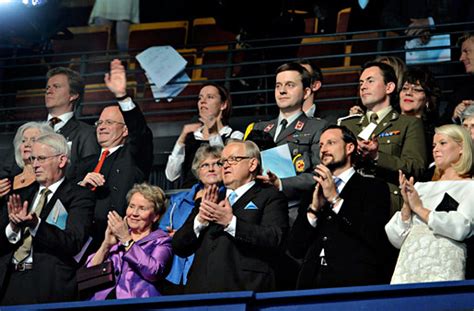 The Nobel Peace Prize Award Ceremony and Concert 2008 - NobelPrize.org