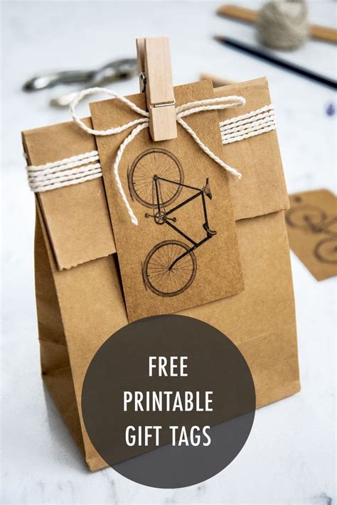 Free Printable Bicycle Gift Tags and Kraft Paper Wrapping | Bicycle ...