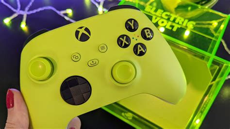 The New 'Electric Volt' Xbox Series X Controller Is Now Available - Xbox News