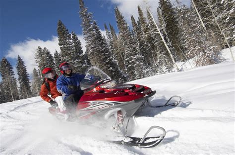 Get Out Into The Great Outdoors With Vermont Snowmobile Tours!