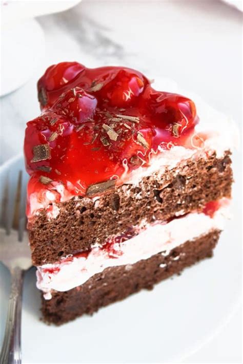 Easy Black Forest Cake {With Cake Mix} - CakeWhiz