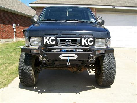 Winch bumpers for nissan hardbody