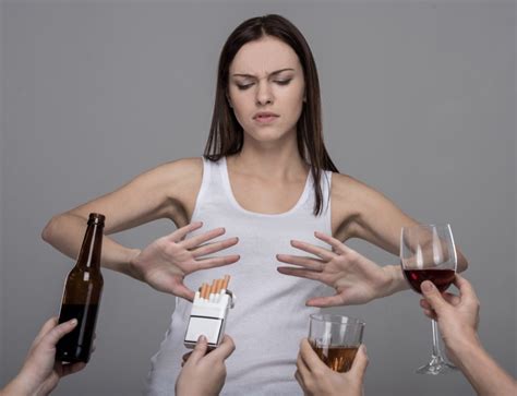 Alcoholismo: causas, consecuencias y tratamientos disponibles - Blog Clínica Privada Jaime I ...