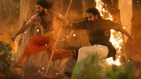 RRR Trailer: Jr NTR fights off Tiger, promises to give up life for ...