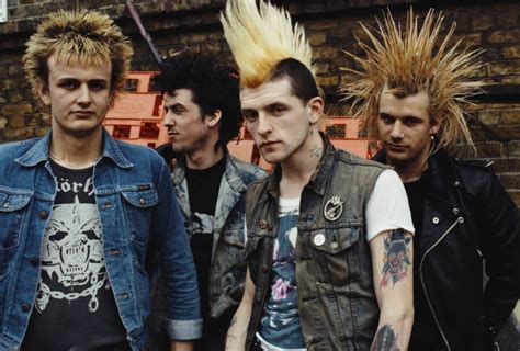 Experience The British Punk Movement In 32 Wild Images