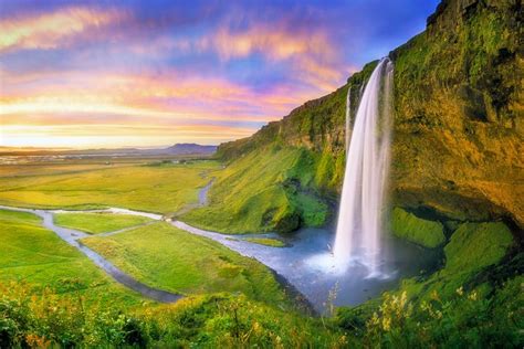 15 Top-Rated Waterfalls in Iceland | PlanetWare