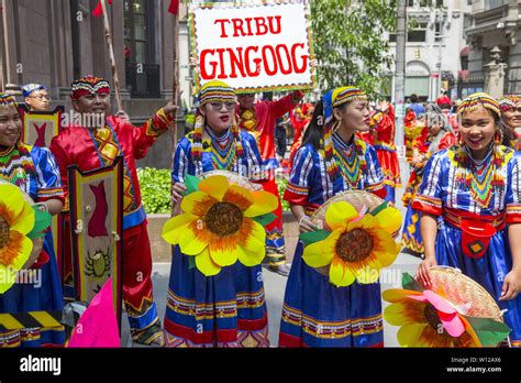 Philippine Independence Day Parade on Madison Avenue in New York City ...