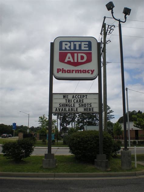 Rite-Aid sign | The sign for a Rite Aid pharmacy in Newport … | Flickr ...