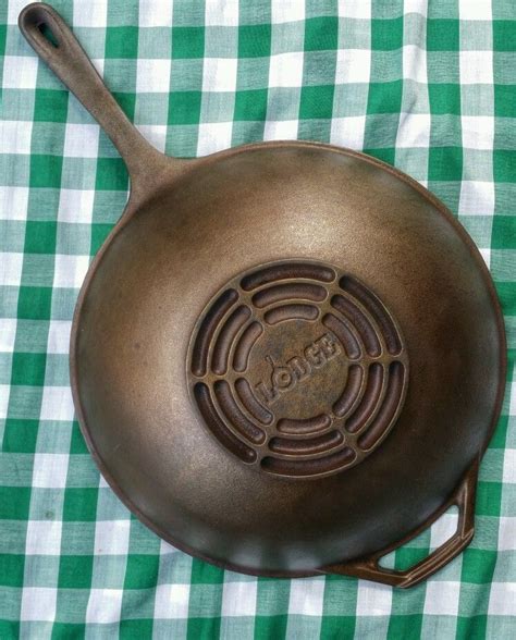 How To Clean Lodge Cast Iron Wok - SWOHTO